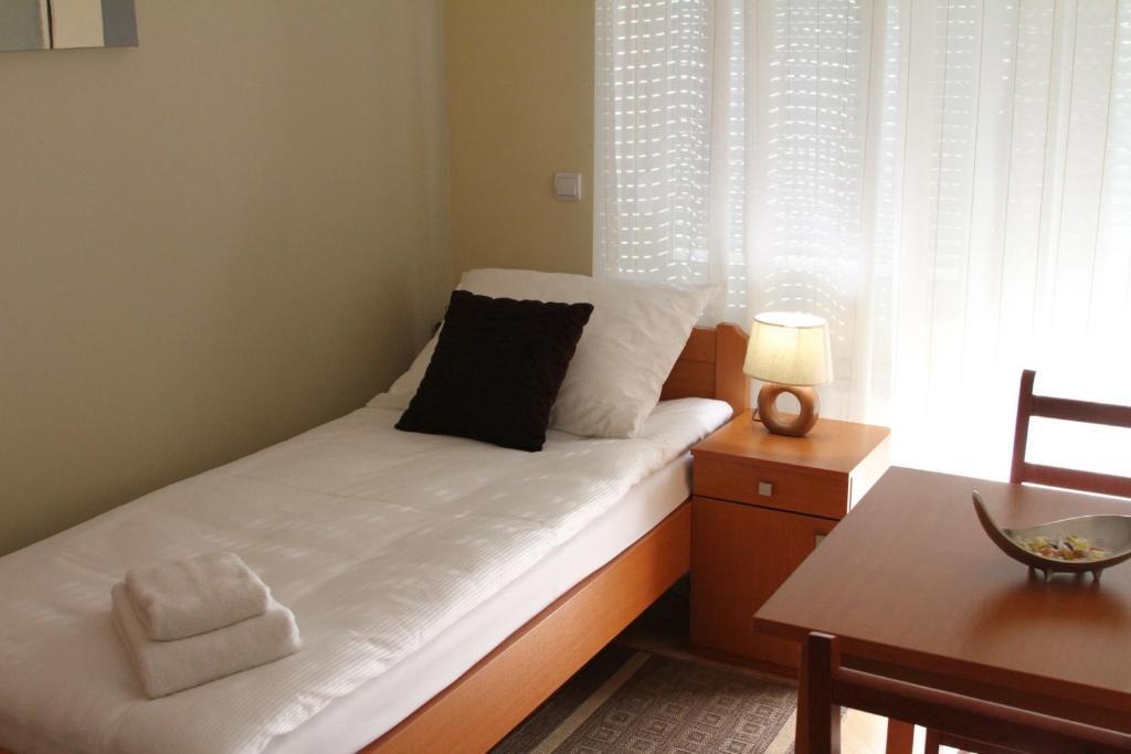 Rooms Villa Aria Sesvete Buitenkant foto