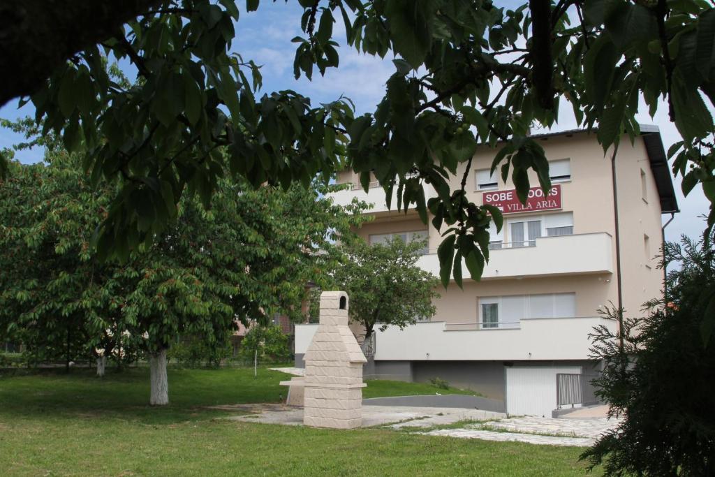 Rooms Villa Aria Sesvete Buitenkant foto